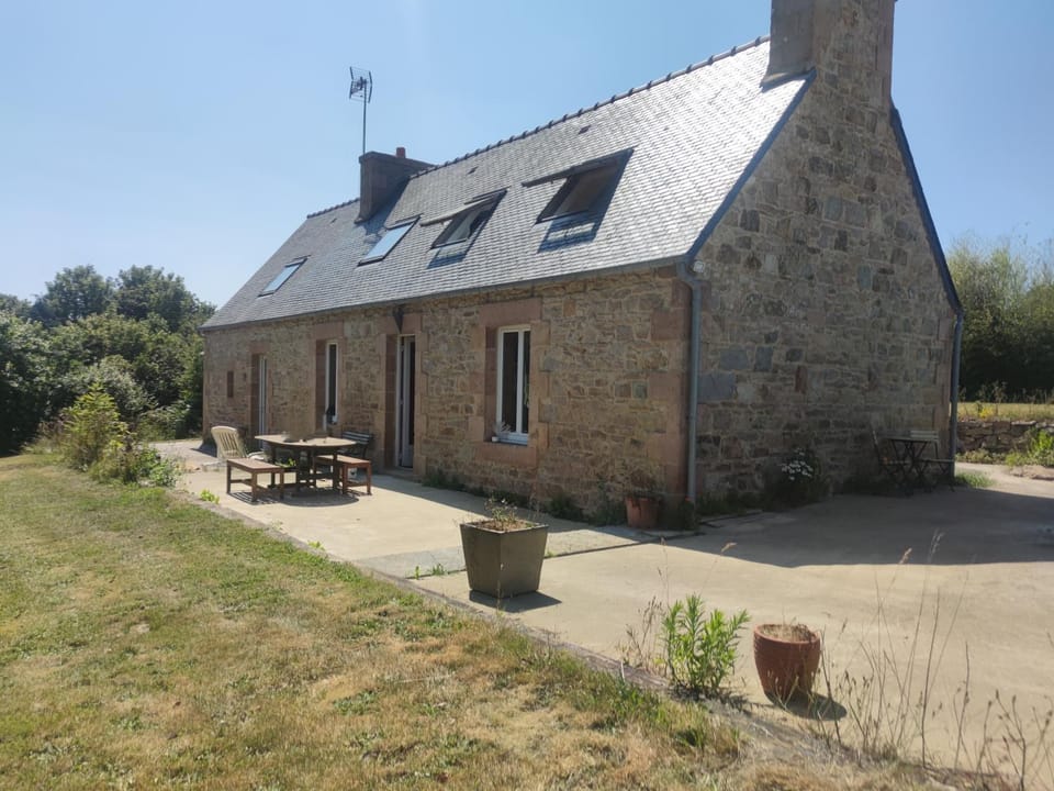 longère ty nico 1 chambre House in Lannion