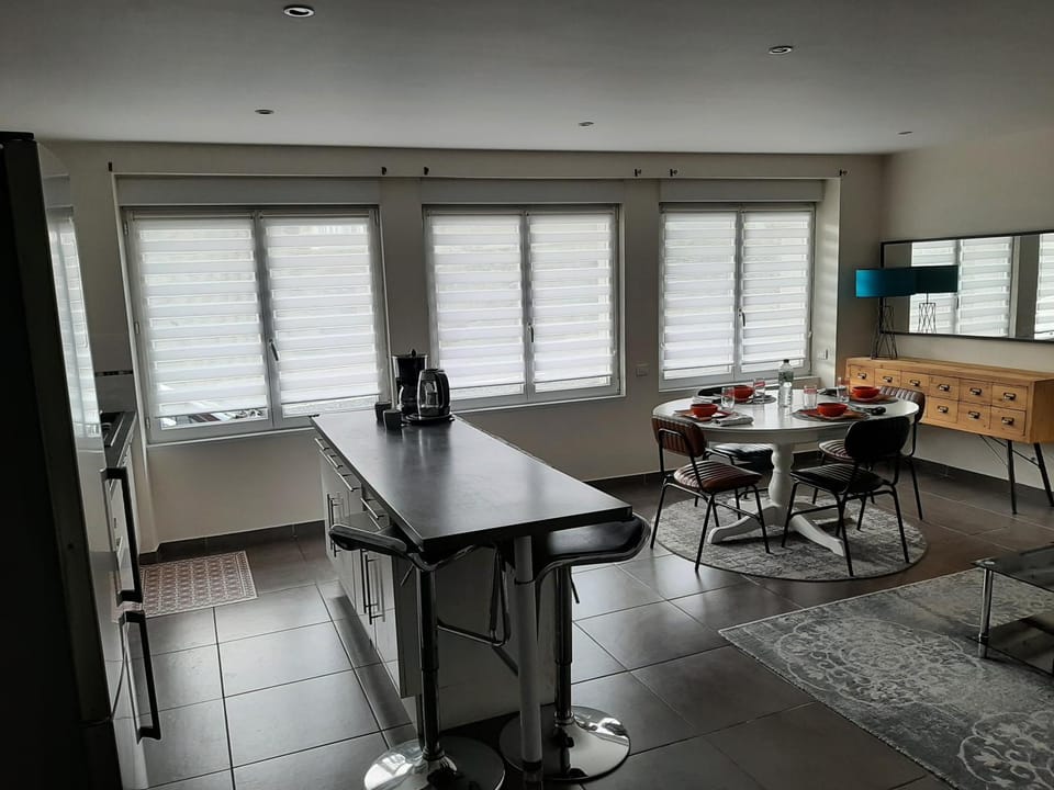 Coffee/tea facilities, Kitchen or kitchenette