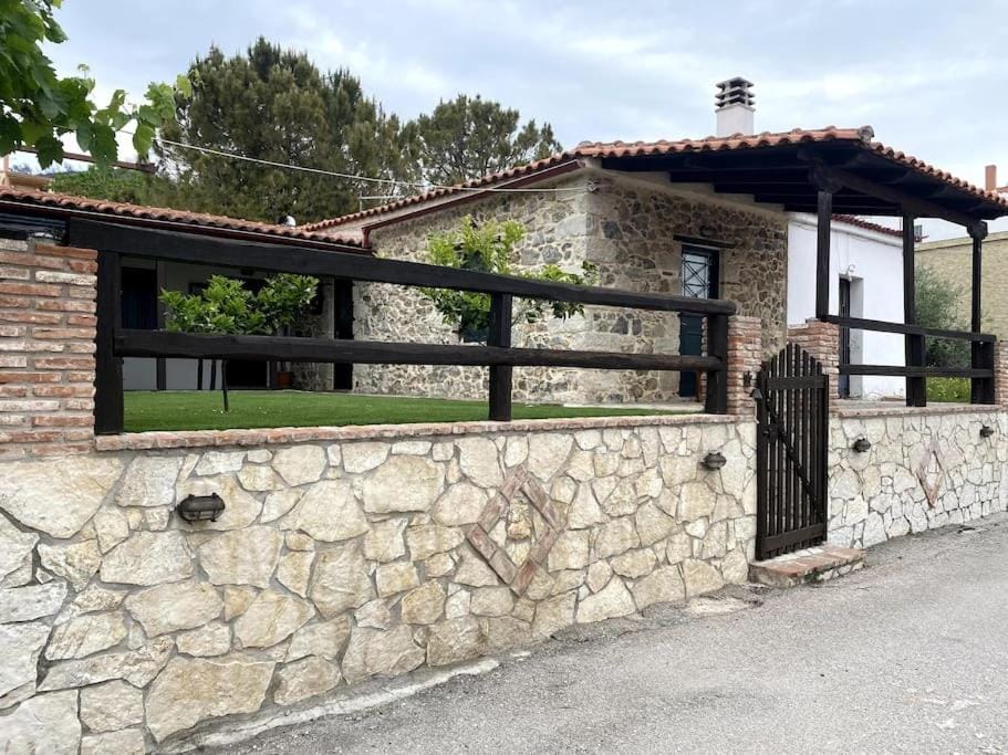 Aelia Cottage House Apartment in Euboea