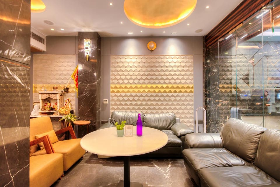 Lounge or bar