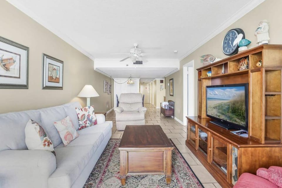Phoenix II 2102- Fantastic Amenities & beach views House in Orange Beach