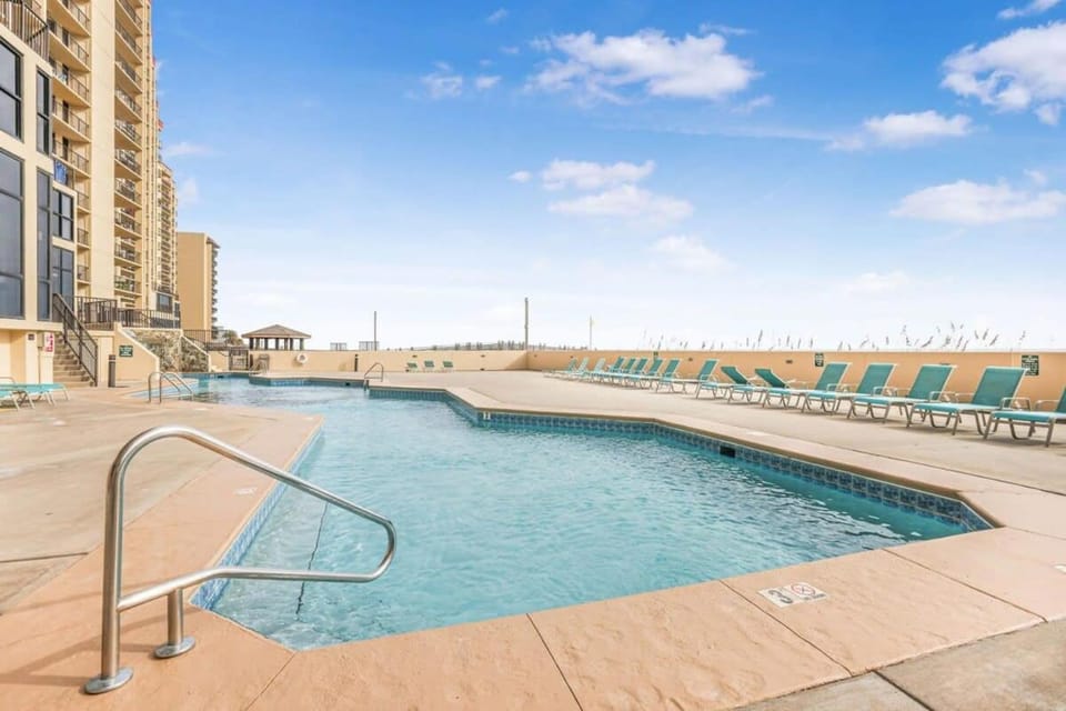 Phoenix II 2102- Fantastic Amenities & beach views House in Orange Beach