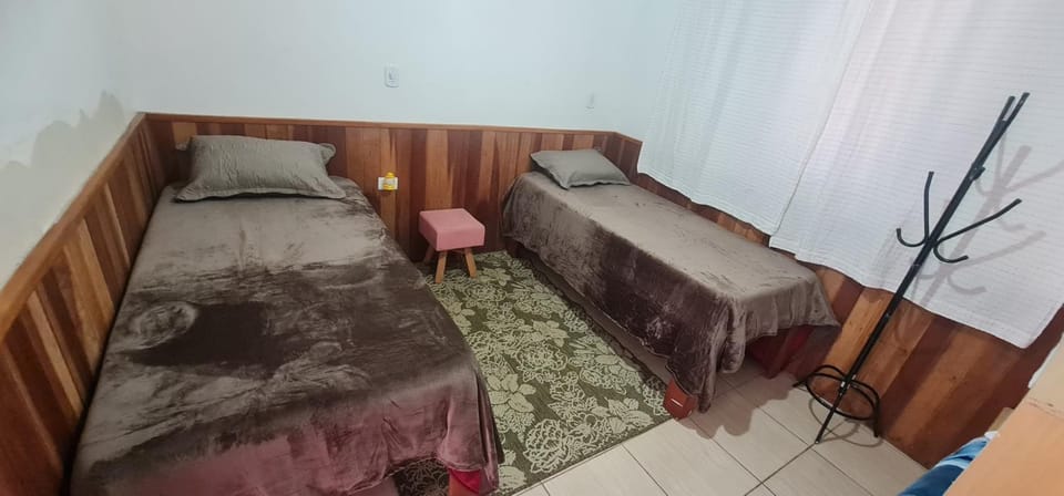 Casa Melmel aconchegante e espaçosa próxima ao centro comercial de Campos do jordão House in Campos do Jordão