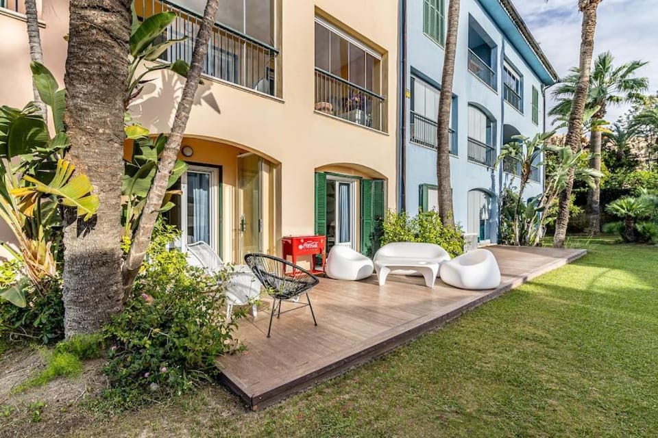 Seaside Azure Oasis I in Paseo del Mar Apartment in Andalusia