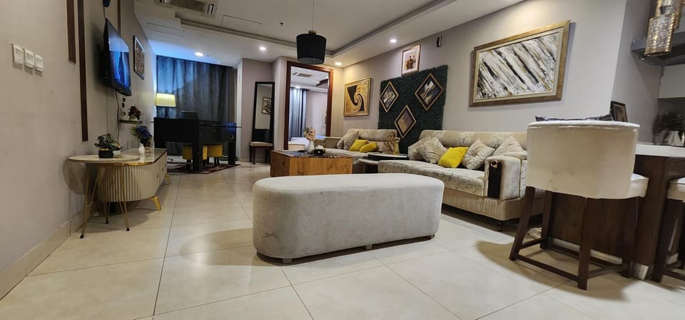 Mark Suites Goldcrest Apartments Apartment in Lahore