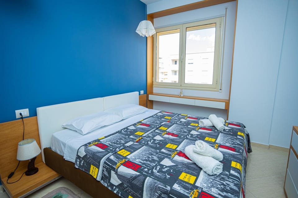 Bed, Photo of the whole room, Bedroom, Sea view, towels