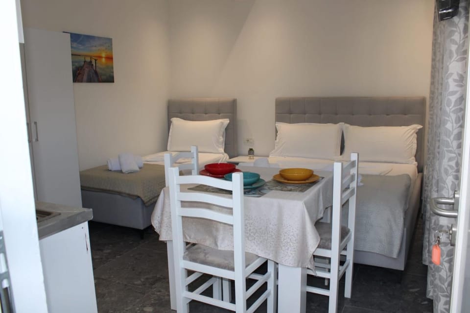 Villa EloEros Bed and Breakfast in Vlorë