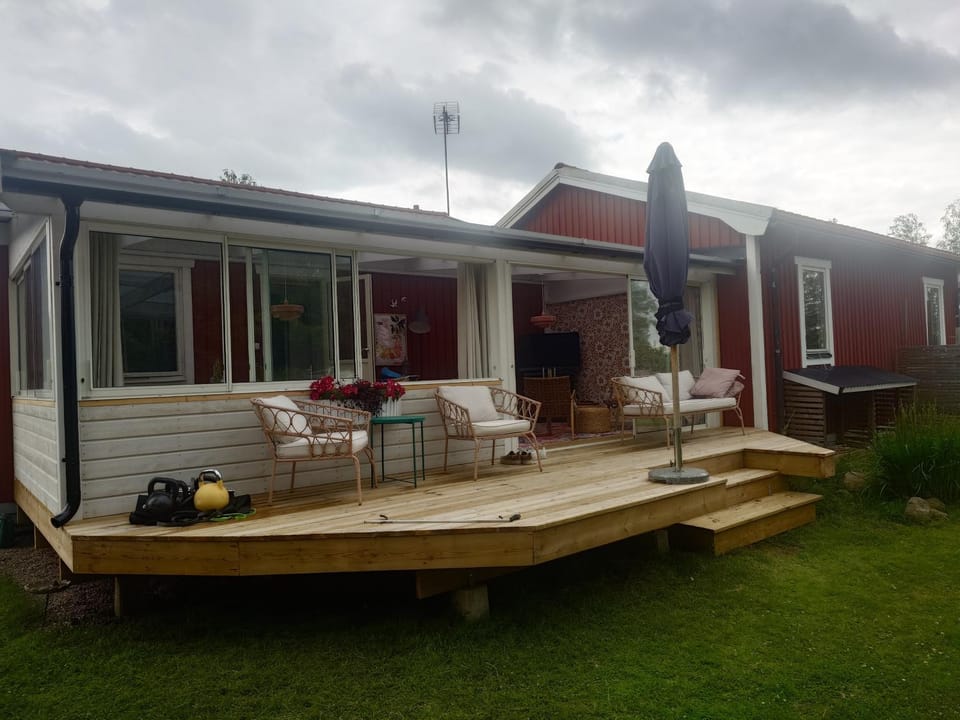 Stuga Sannerud Tived House in Västra Götaland County