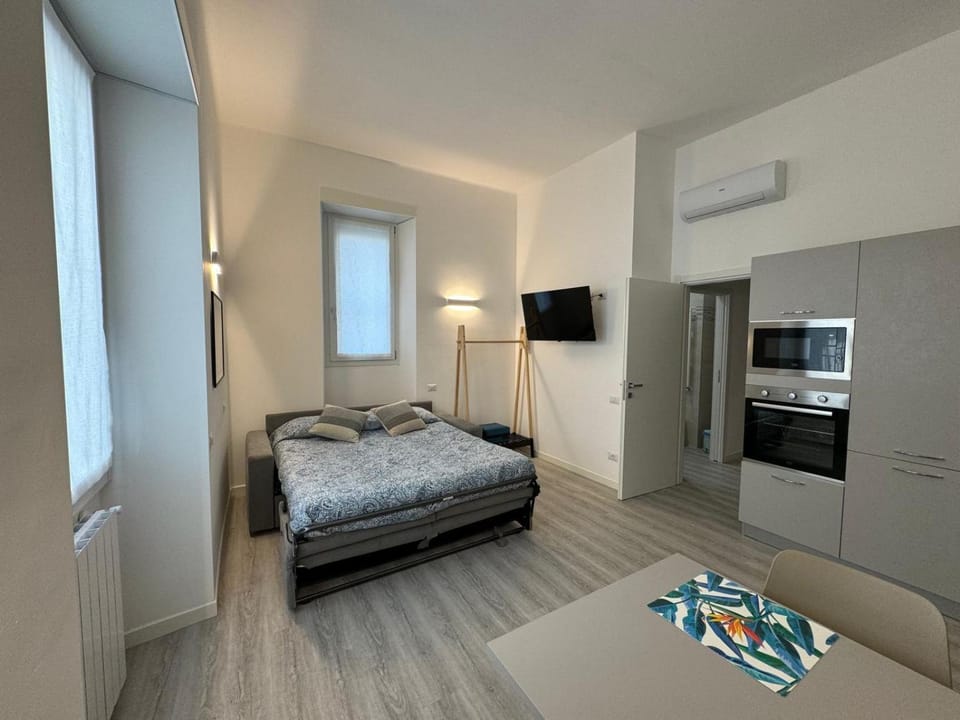 P&P House 38 Mono Apartment in Bergamo