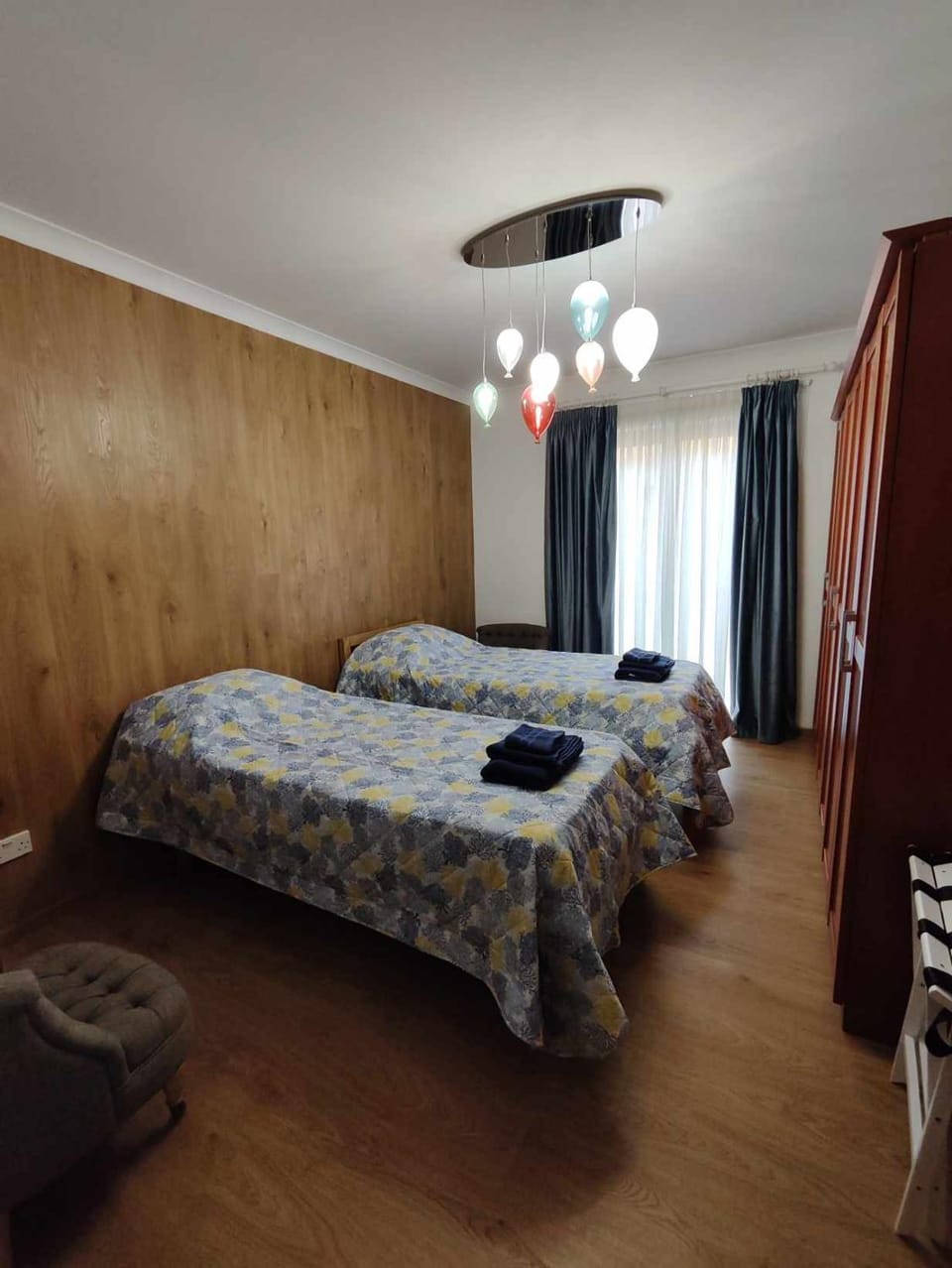 Bed, Photo of the whole room, Bedroom, wardrobe