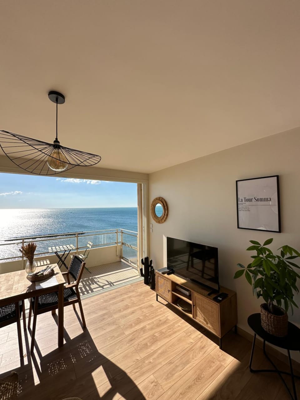 TV and multimedia, Balcony/Terrace, Seating area, Dining area, Sea view