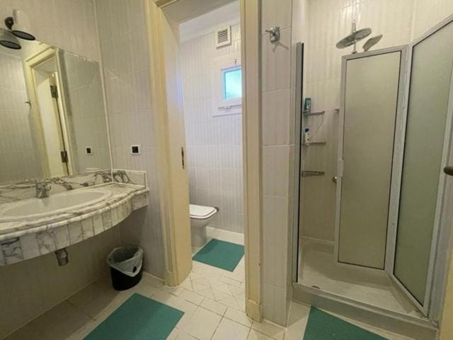360 INNn Bed and Breakfast in North District