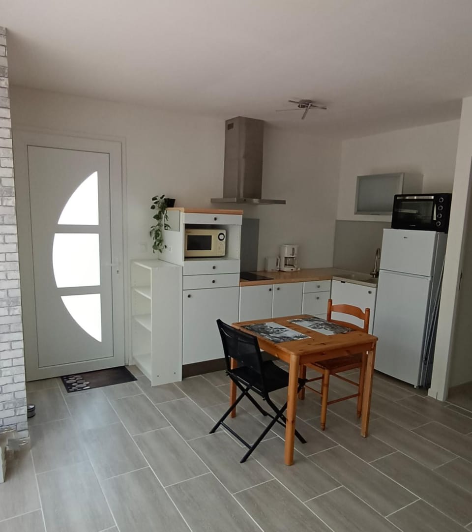 Maisonnette indépendante House in Nouvelle-Aquitaine