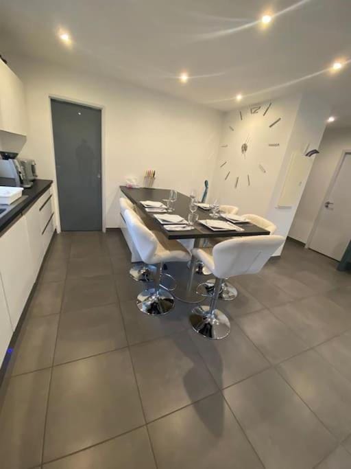 Appartement belle vue sur les montagnes Apartment in Haute-Savoie