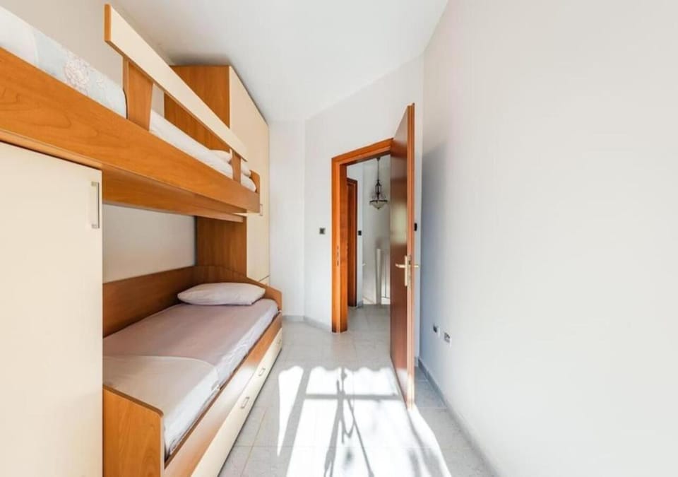 Bed, Photo of the whole room, Bedroom, bunk bed, wardrobe