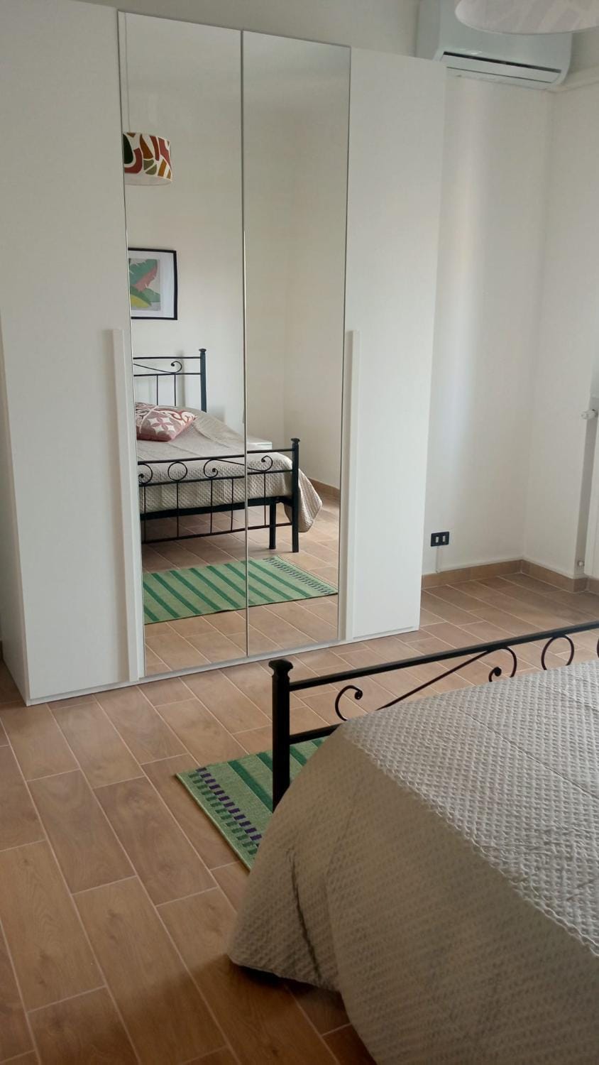 Bedroom, wardrobe