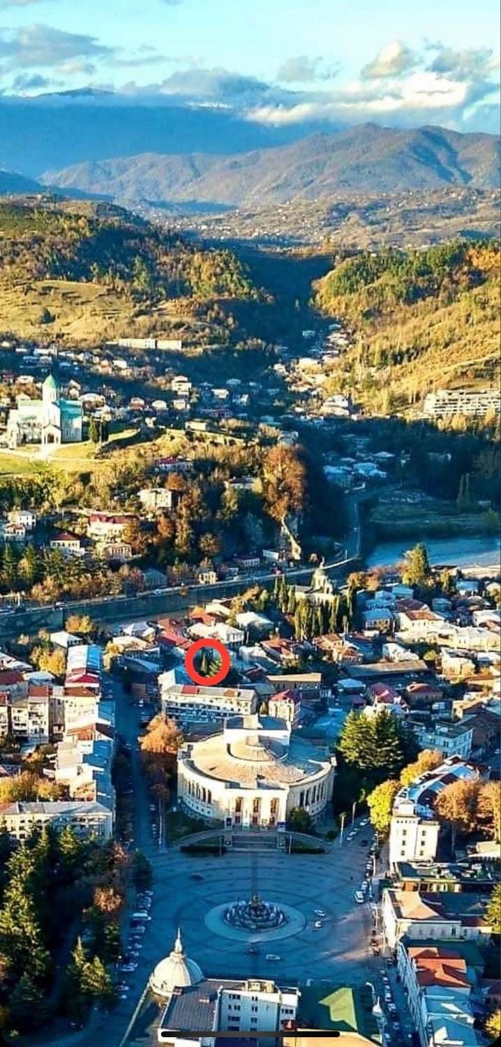 Natural landscape, Bird's eye view, Location