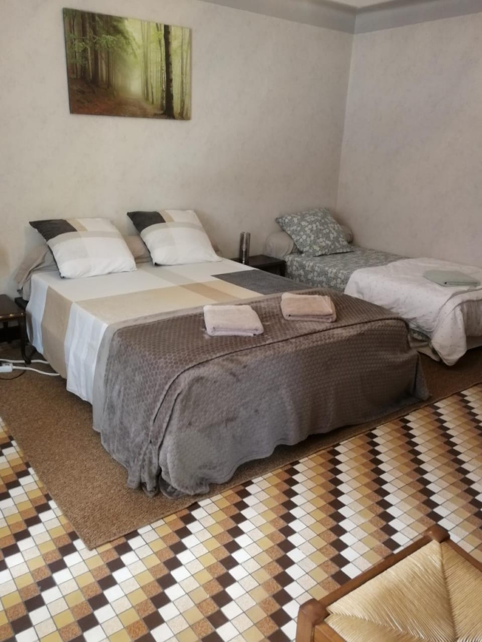 Bed, Photo of the whole room, Bedroom