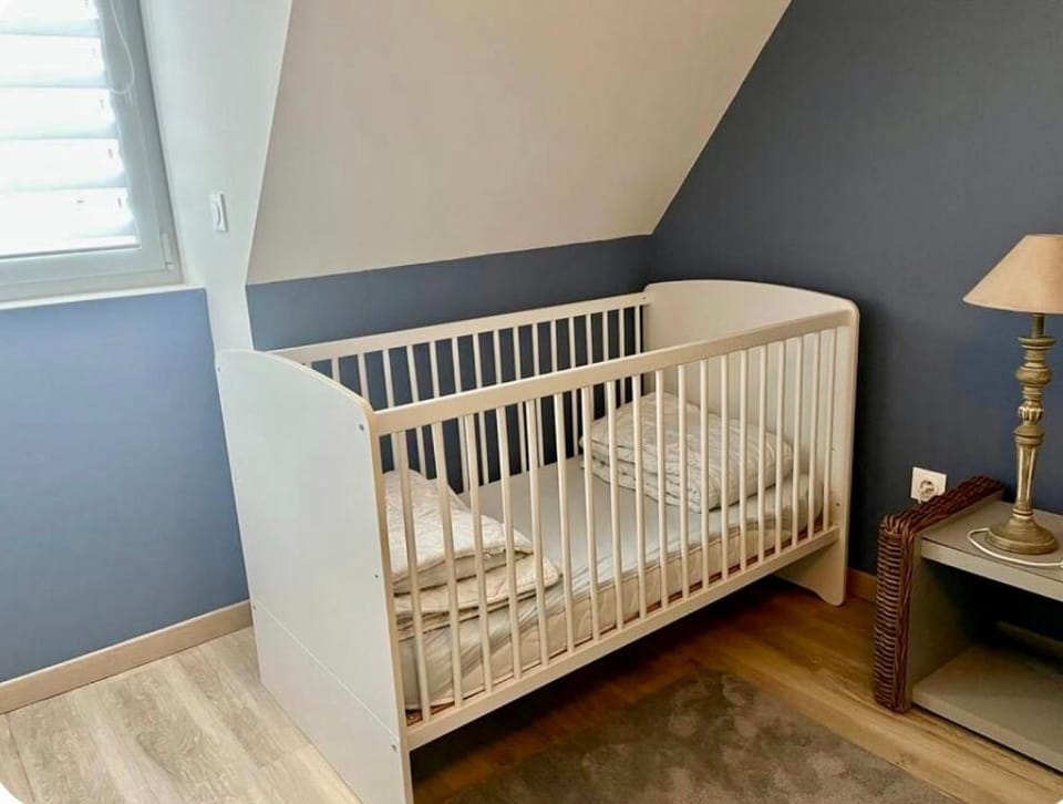 cot
