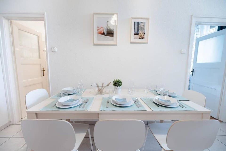 Excellent central location lovely home with AC Apartment in Budapest