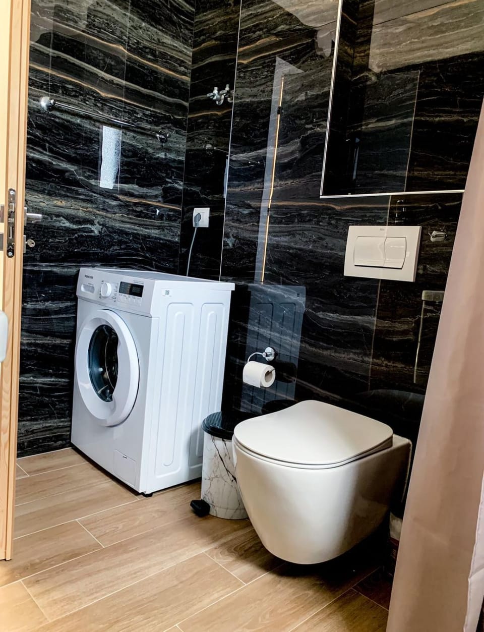 Toilet, Bathroom, washing machine, dryer