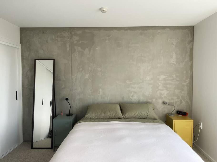 Modern Two Bedroom Apartment with Free Parking Apartment in Wellington