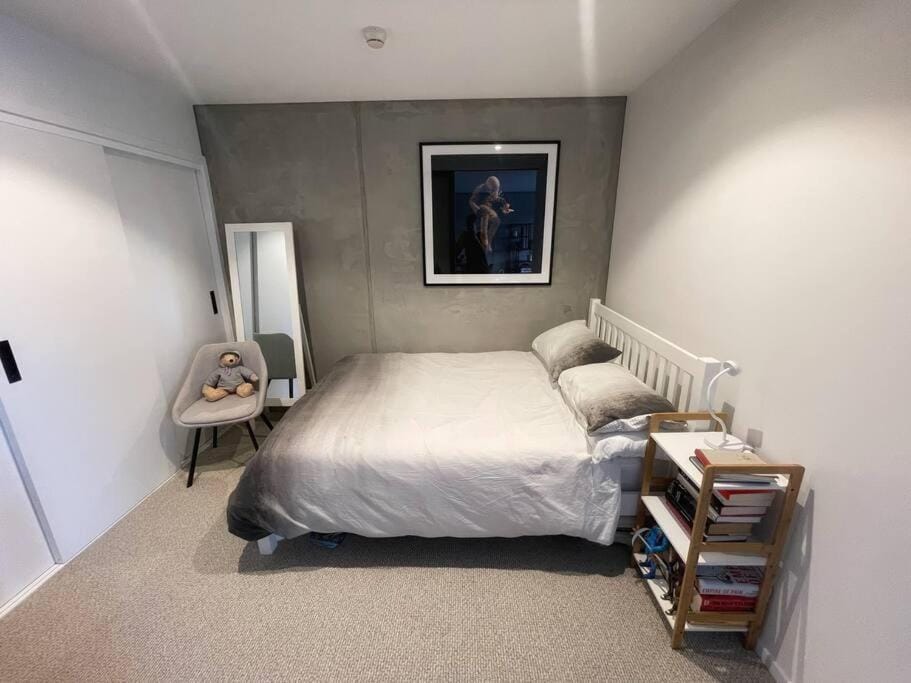 Modern Two Bedroom Apartment with Free Parking Apartment in Wellington