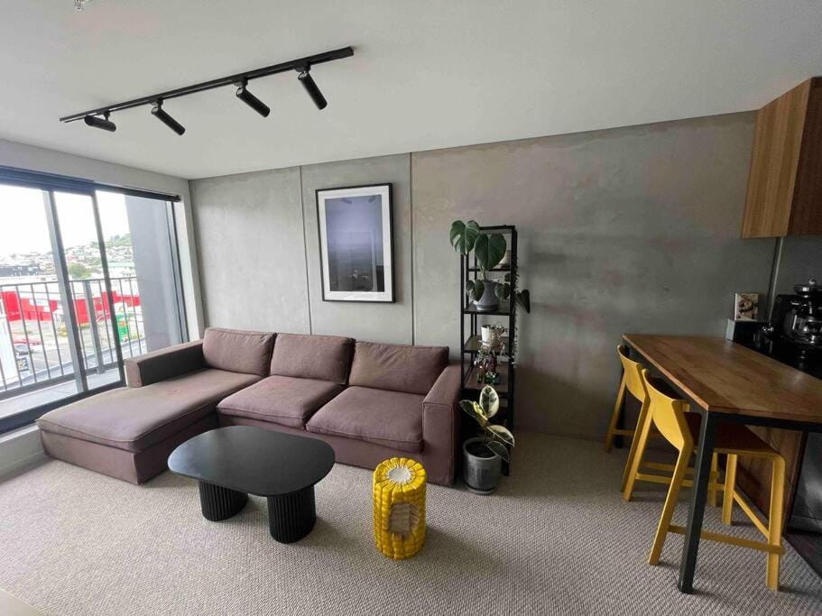 Modern Two Bedroom Apartment with Free Parking Apartment in Wellington