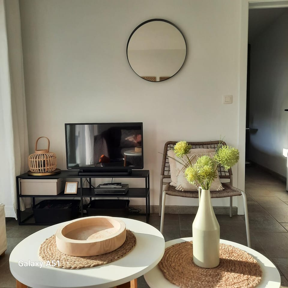 Green Garden Apartment in De Haan