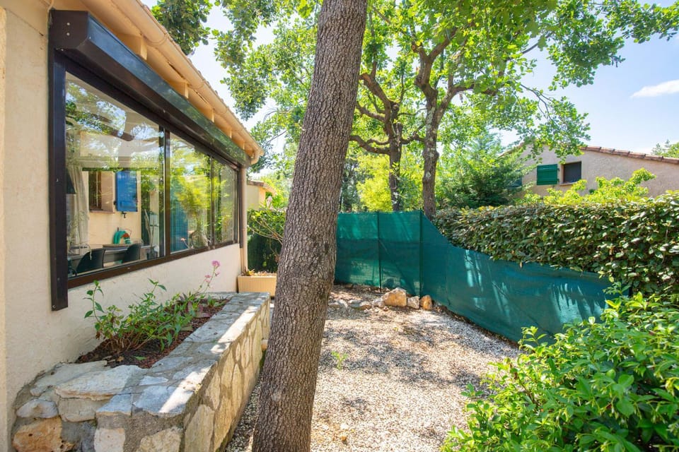 Secure House in domain 6-7 guests 30min from Cannes House in French Riviera