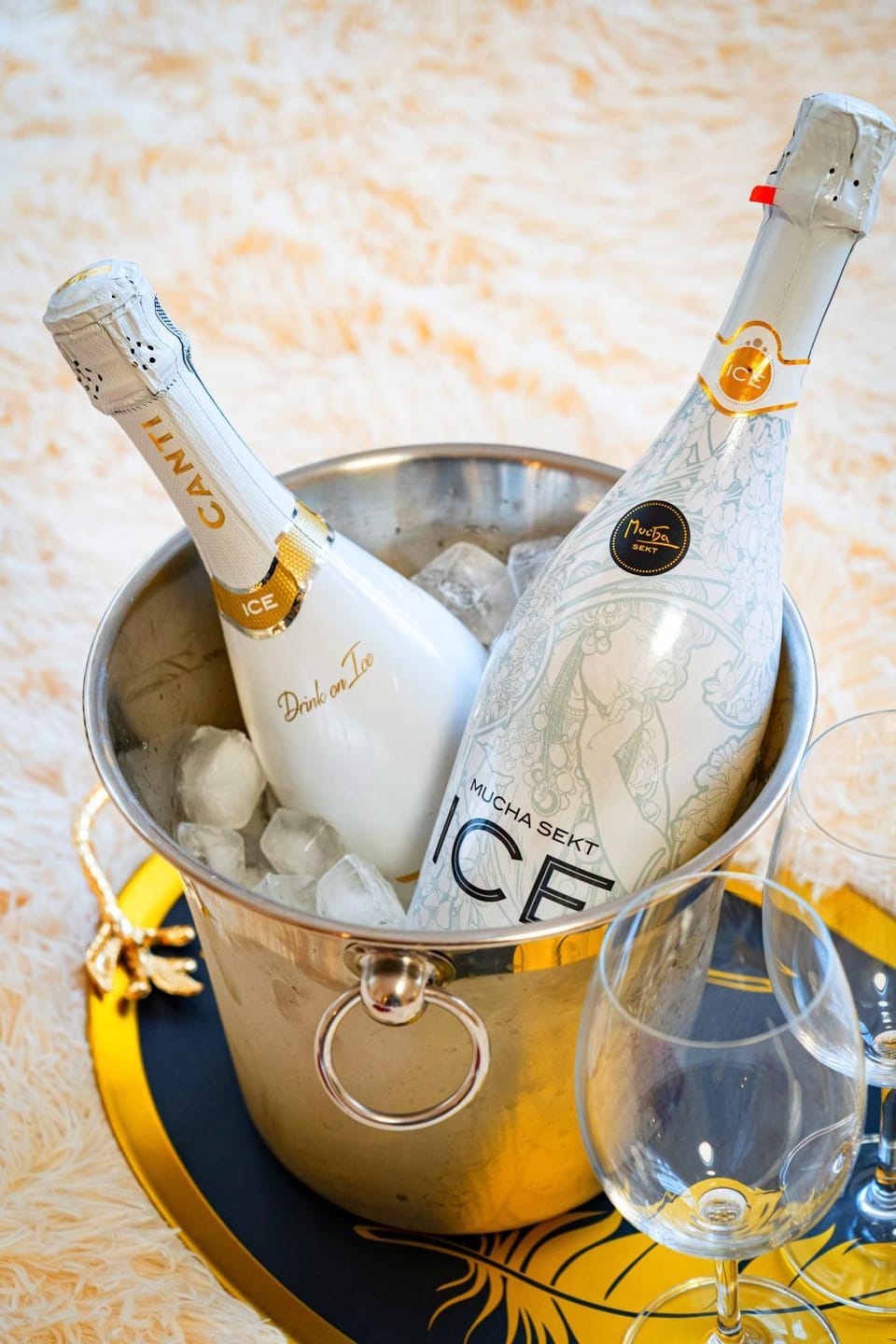 Food and drinks, Drinks, Alcoholic drinks