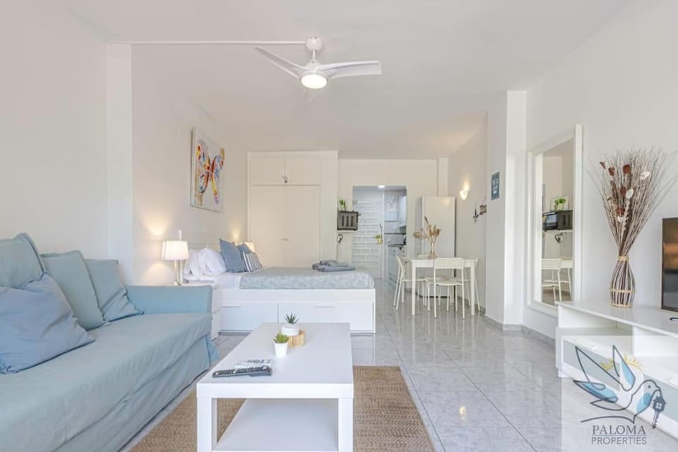 Wonderful Suite in Benal Beach Apartment in Benalmadena