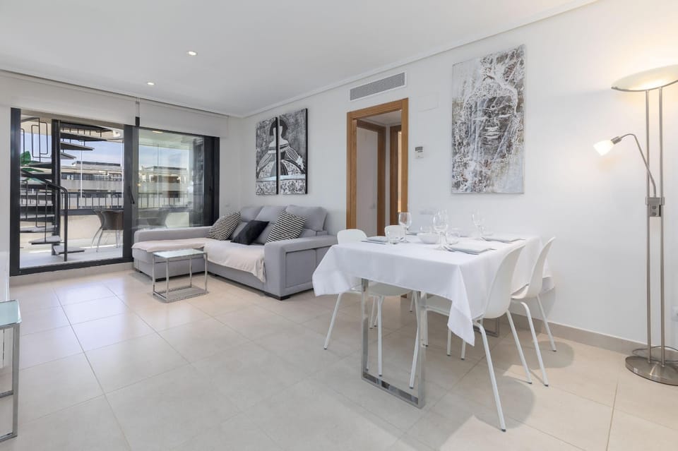 Living room, Dining area