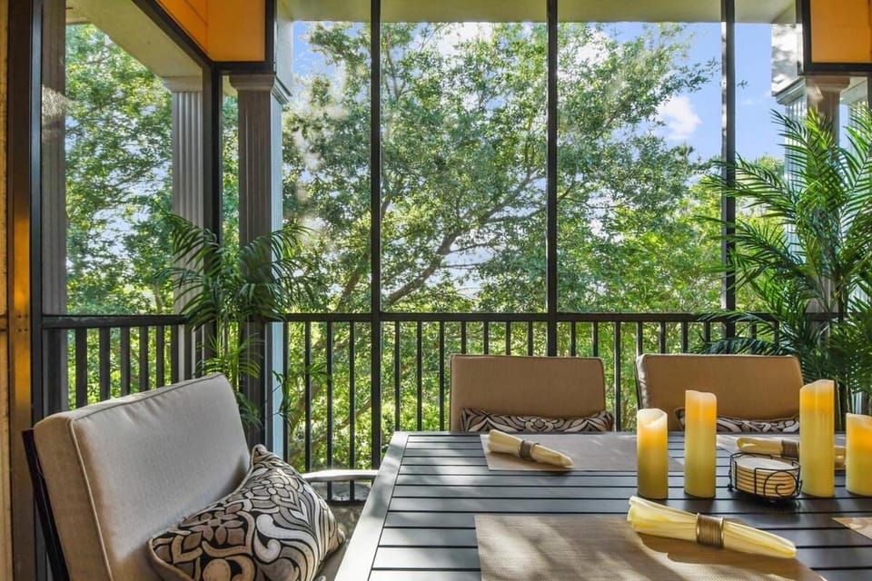Bahama Bay Superb modern condo Harry Potter House in Four Corners