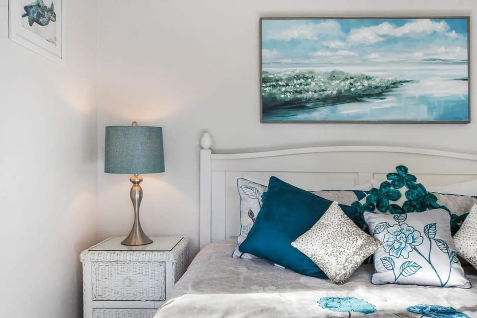 Bahama Bay Superb modern condo Harry Potter House in Four Corners