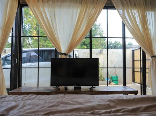 Pragma House 2 rooms with privat pool Villa in Special Region of Yogyakarta