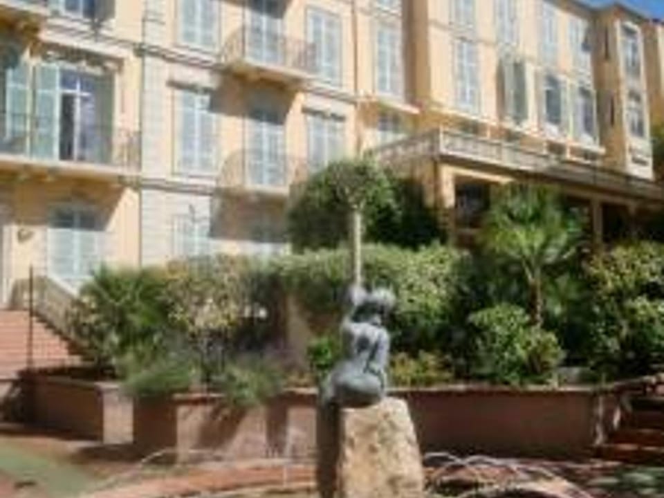 **2P Calme Climatisé, Terrasse, Centre Menton, Proche Plages et Commerces** Apartment in Menton