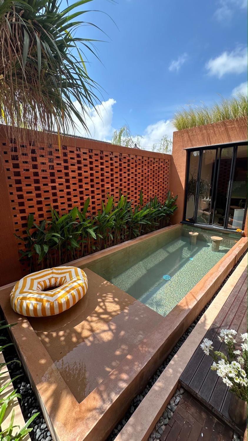 Pool view