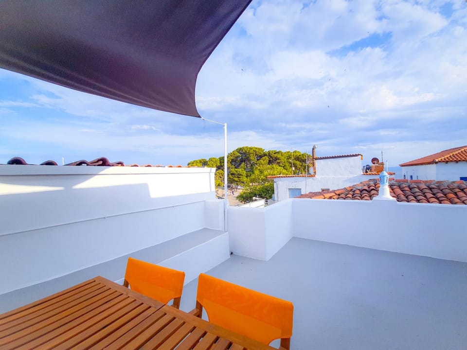View (from property/room), Balcony/Terrace