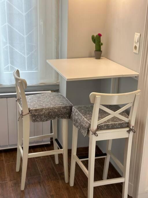 Fancy Cozy 2 BDR Downtown Apt Apartment in Budapest