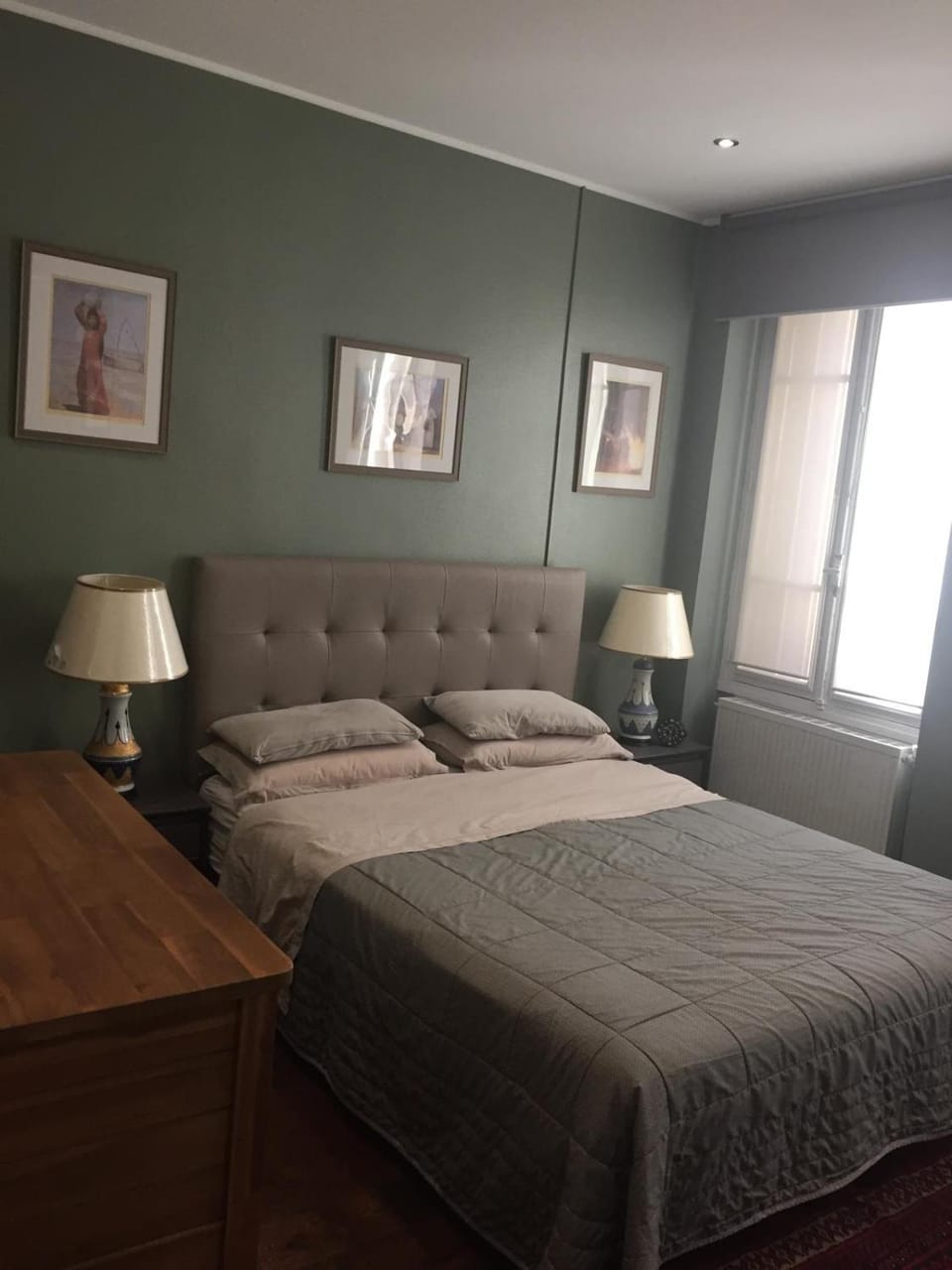 2 bd 16th Arrondissement Trocadero Sleeps 4 to 6 Eiffel Tower Apartment in Paris