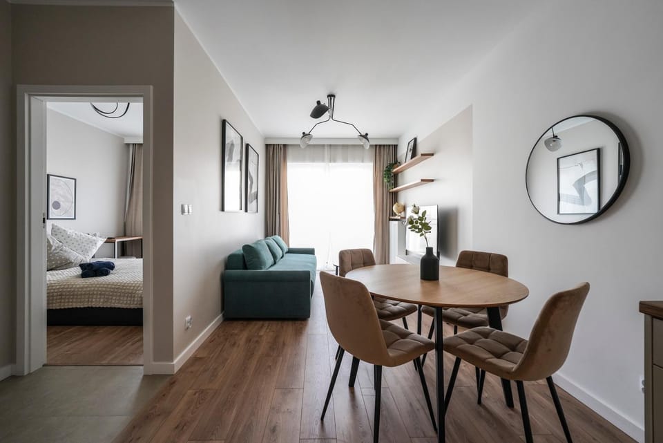 Bed, Living room
