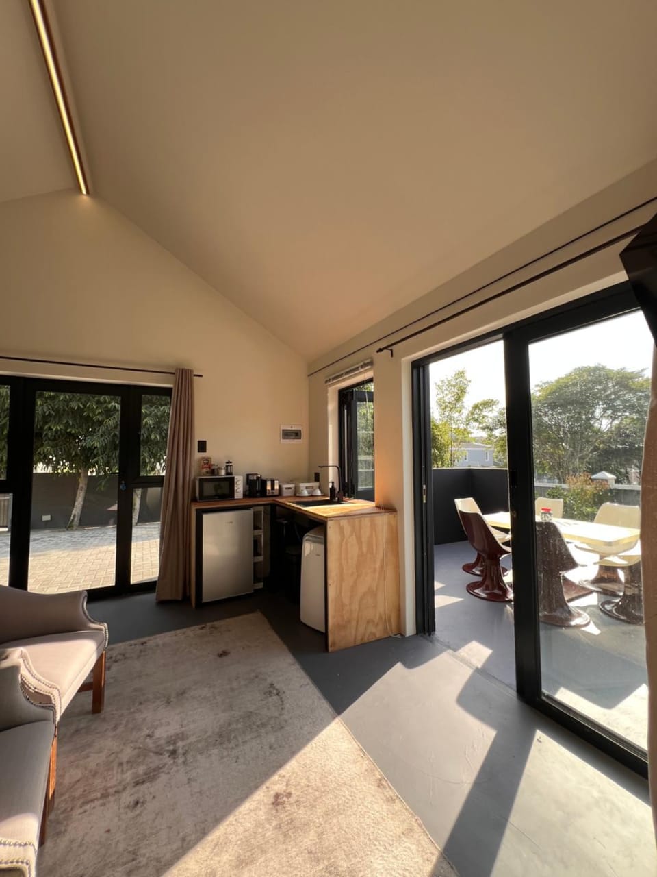 Natural landscape, Kitchen or kitchenette, Seating area