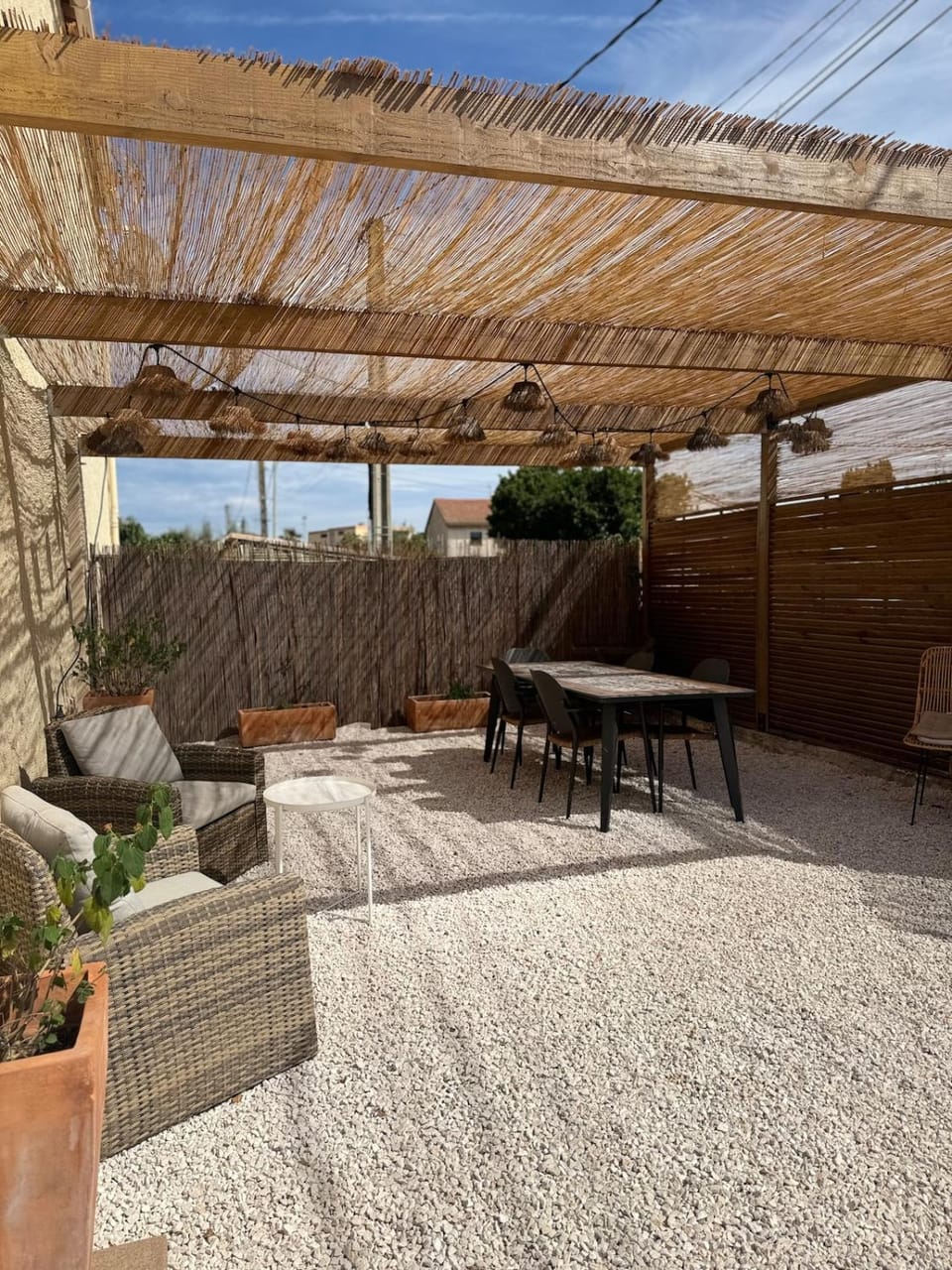 LE TERRACOTTA COTE D'AZUR - Proche PLAGE - Terrasse & Confort - CLIM - Parking et Wifi Gratuit- OFFRE SPECIALE Apartment in Fréjus