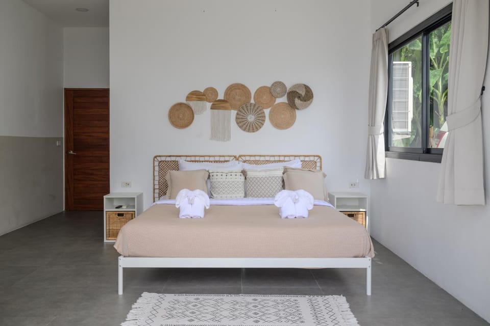 Sunset villa rooftop with pool 180 Seaview Villa in Ko Pha-ngan Sub-district