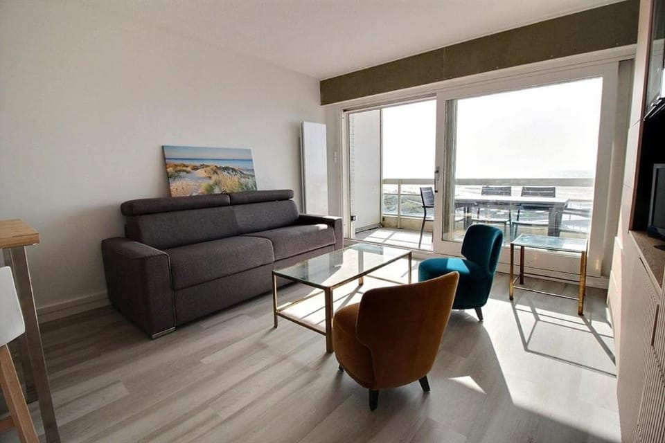 Annonce professionnelle, Studio avec très belle vue mer, 3ème étage, pour 4 personnes max Apartment in Hauts-de-France