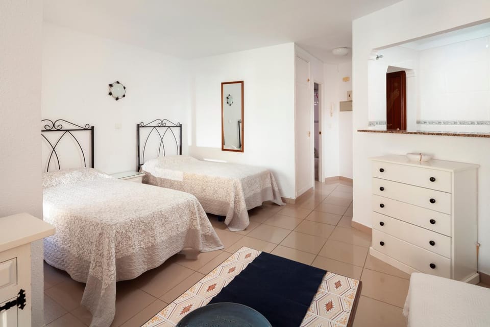 Living room, Bedroom