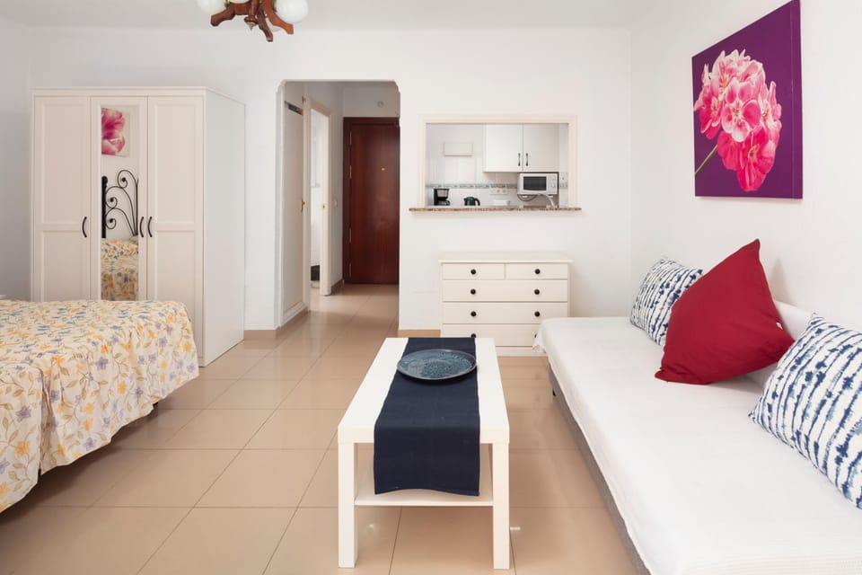 Property building, Living room, Bedroom