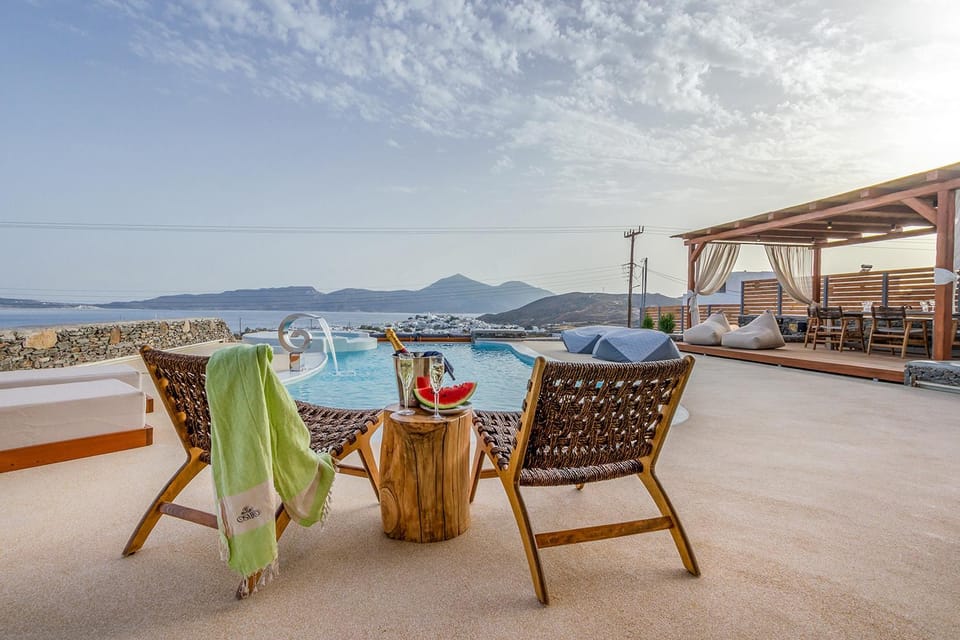 Patio, Day, Natural landscape, View (from property/room), Balcony/Terrace, Seating area, Dining area, Mountain view, Pool view, Sea view, Swimming pool, sunbed