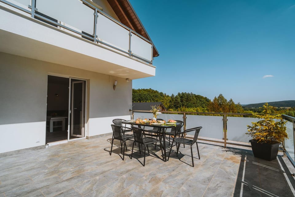 Balcony/Terrace, Seating area